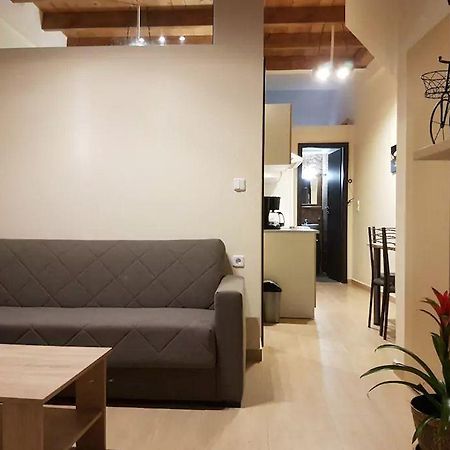 Agora Apartments Ground Floor กิสเซมอส ภายนอก รูปภาพ